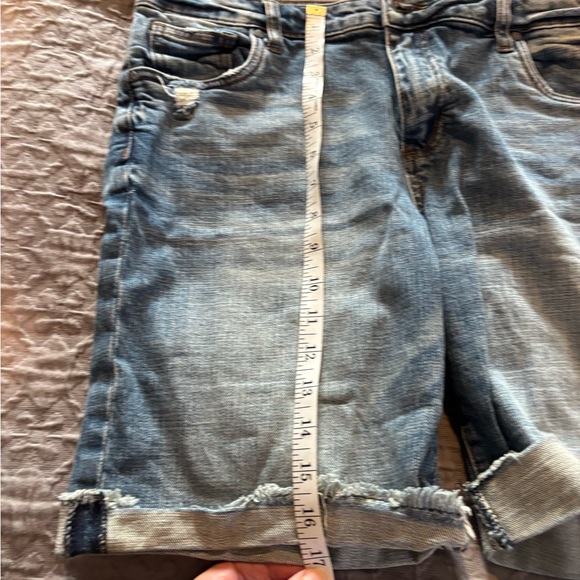 Kut from the Kloth denim shorts. Mid to lower rise. Some distressed elements. - Picture 5 of 6